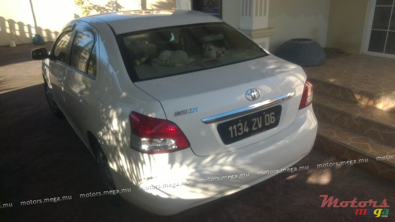 2006' Toyota photo #2