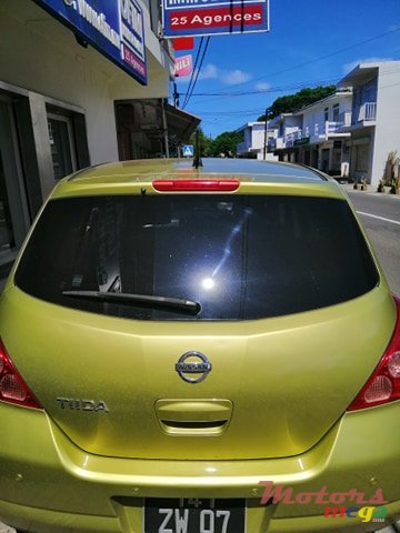 2007' Nissan Tiida photo #1