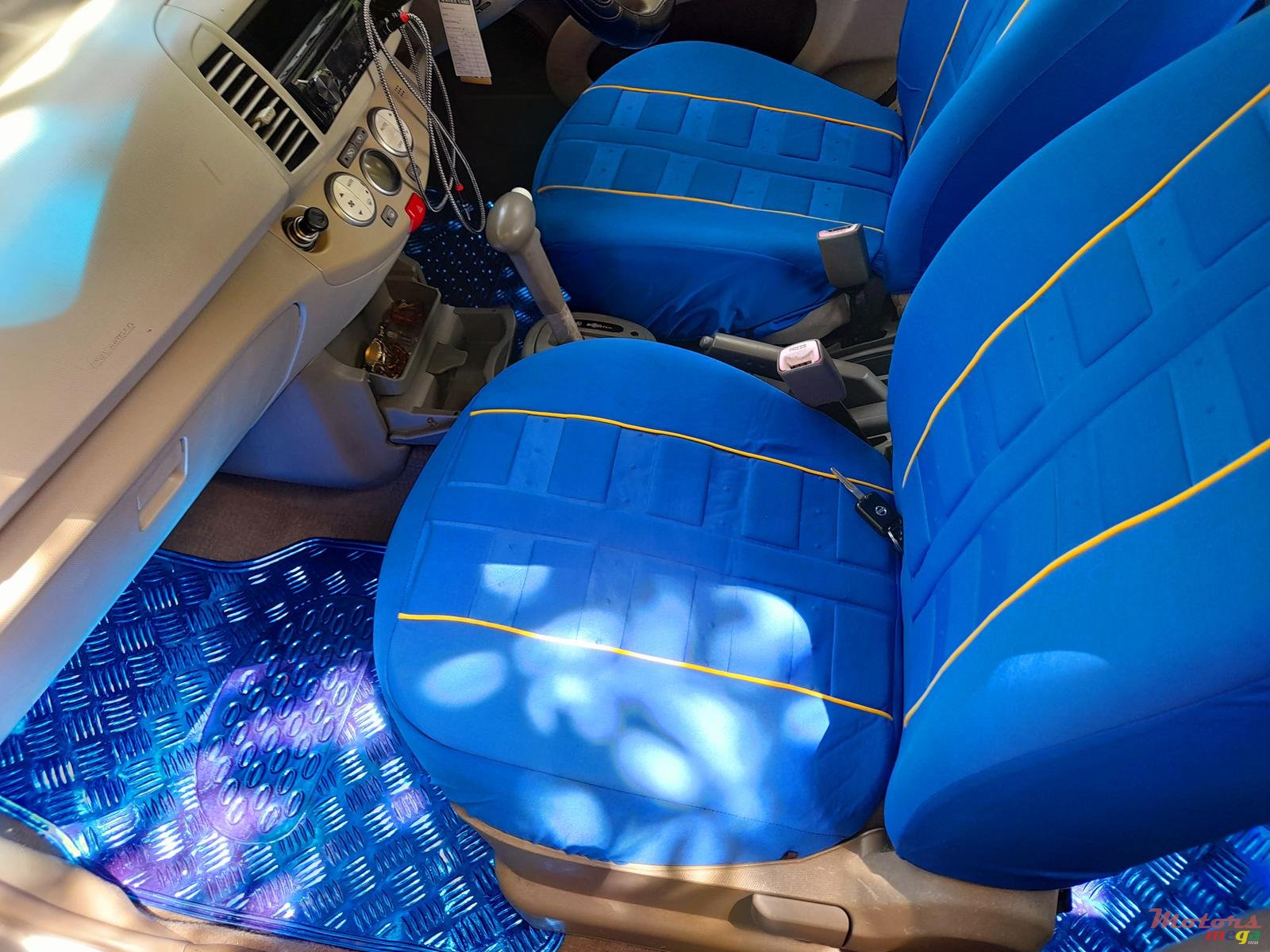 2005' Nissan March photo #2