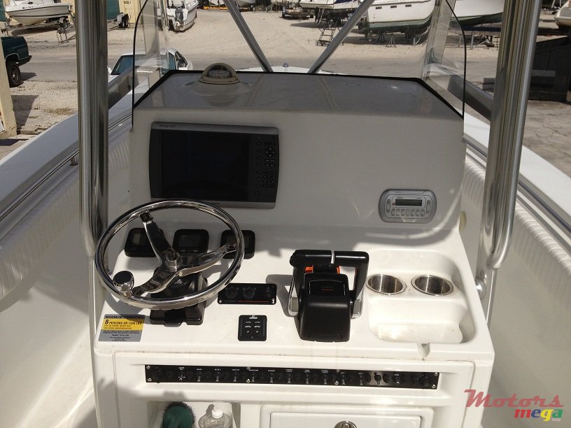 2007' Sea Hunt 26' photo #5