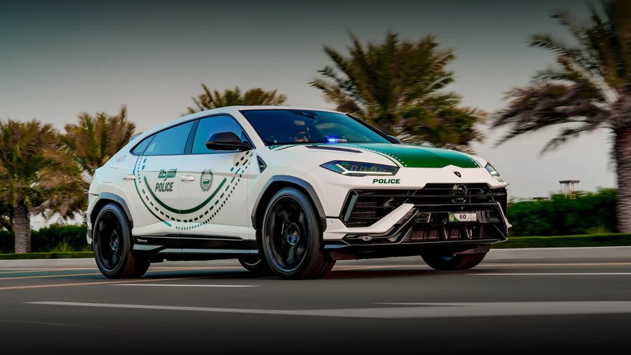 Lamborghini Urus Performante reports for patrol car duty in Dubai