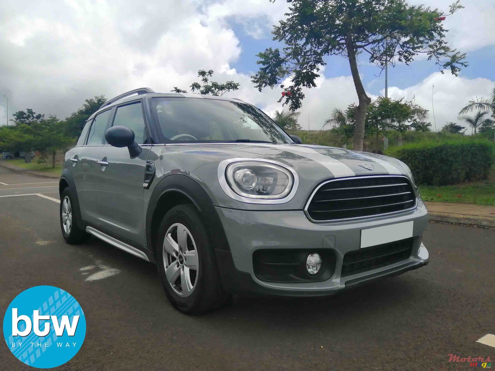 2019' MINI Countryman photo #1