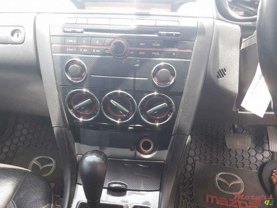 2004' Mazda photo #7