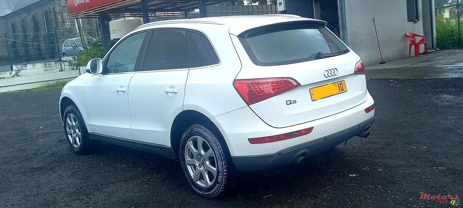 2010' Audi Q5 photo #4