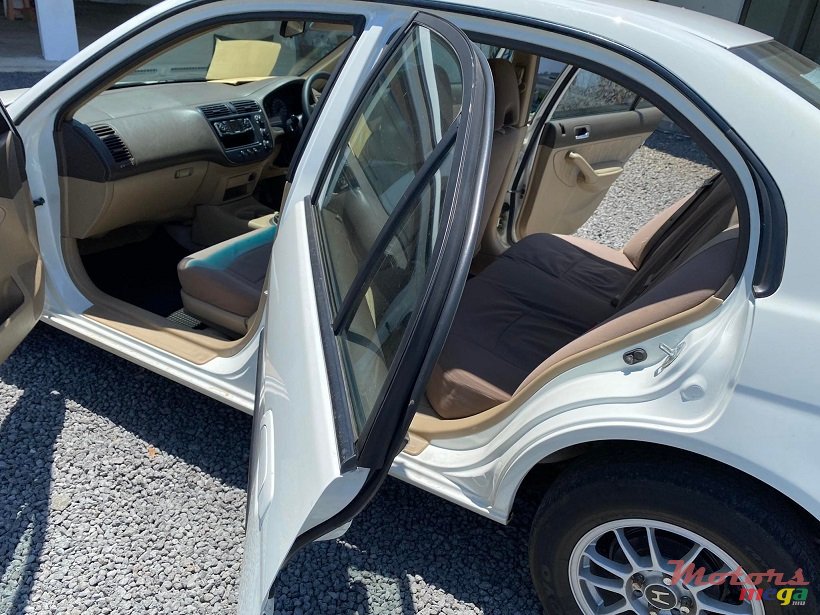 2003' Honda Civic ES8 NV 03 Manual photo #4