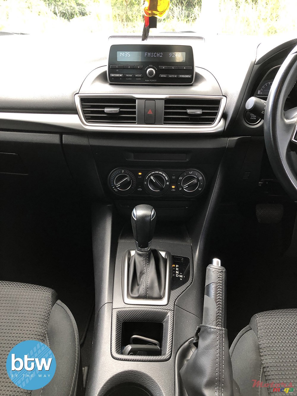 2018' Mazda 3 photo #3