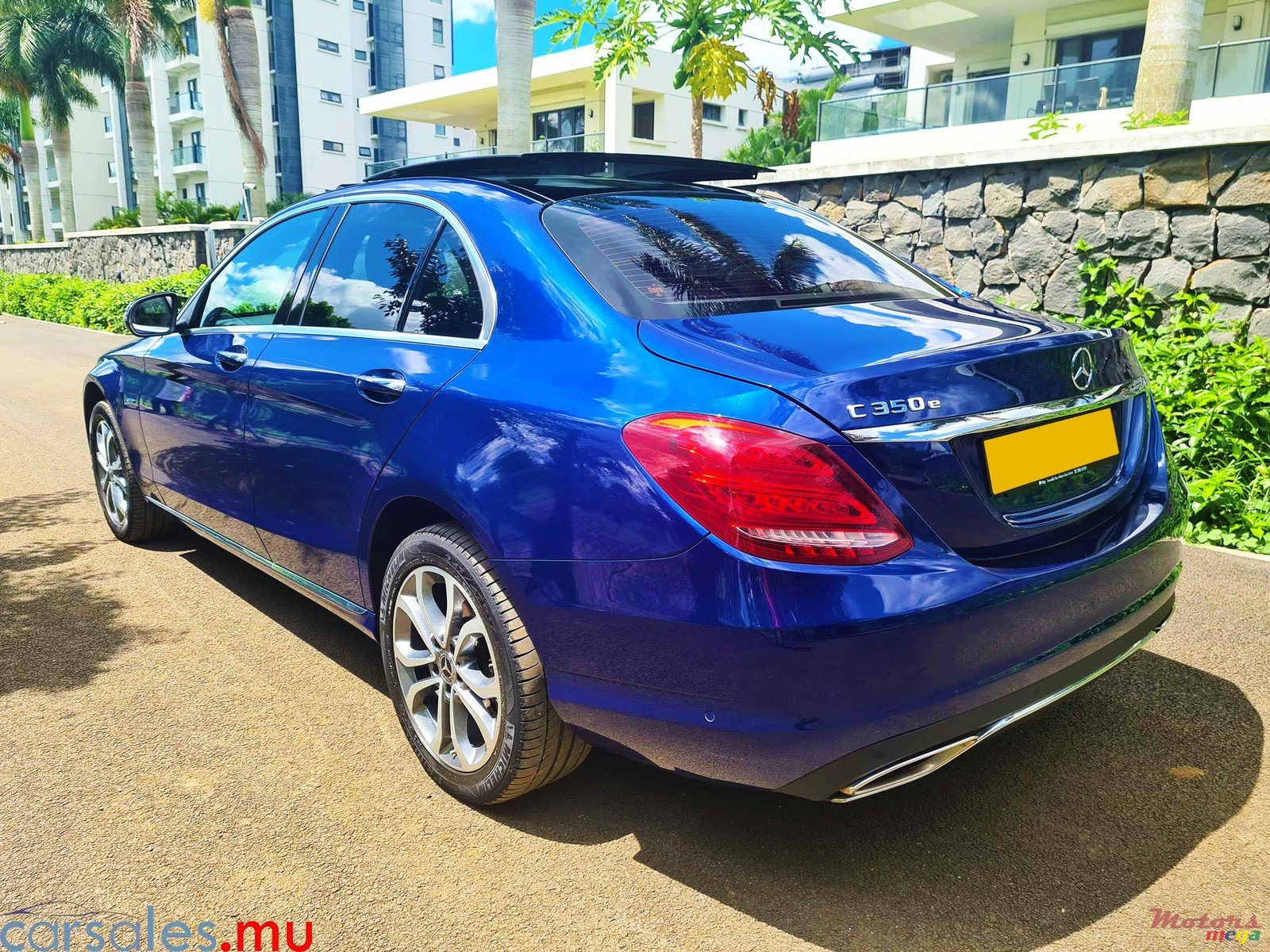 2017' Mercedes-Benz C350e Plug-In Hybrid photo #2