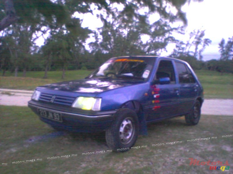 1993' Peugeot photo #3