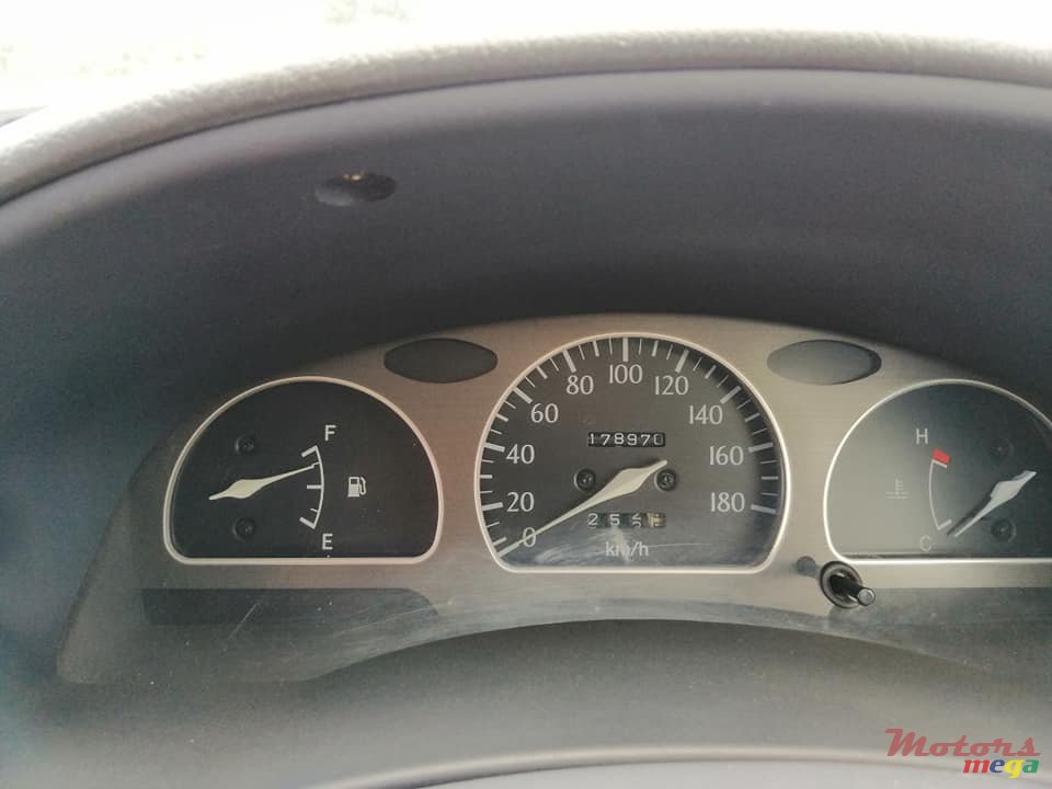 1998' Toyota Starlet N/A photo #5