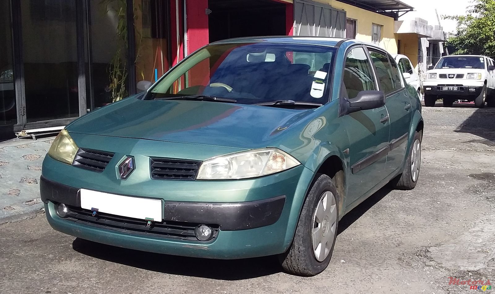 2005' Renault Megane photo #1