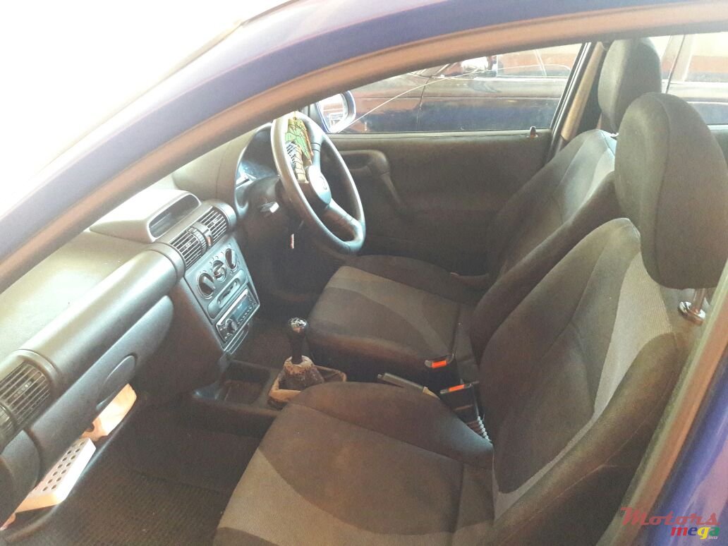 2000' Opel Corsa photo #3