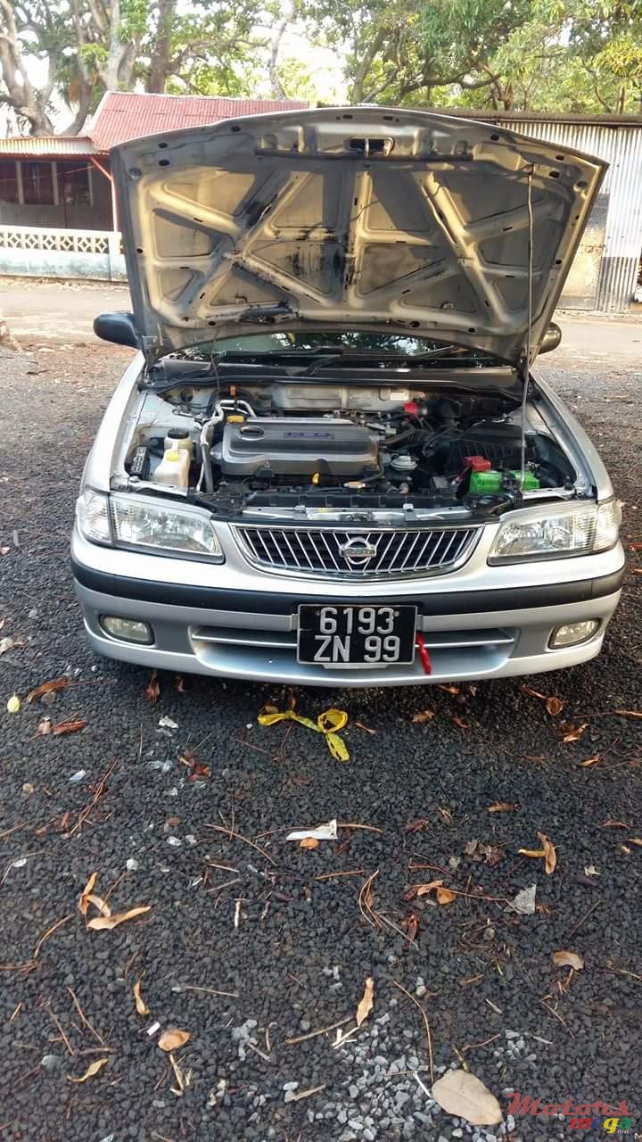 1999' Nissan B15 photo #2