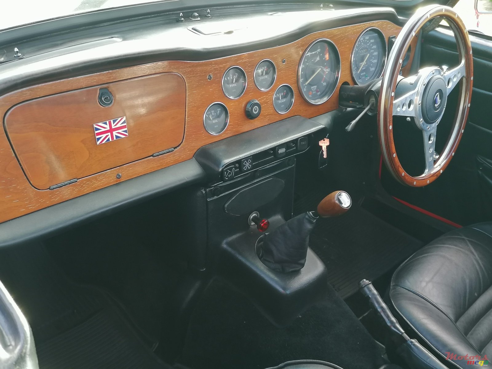 1973' Aston Martin Triumph TR 6 PI photo #7