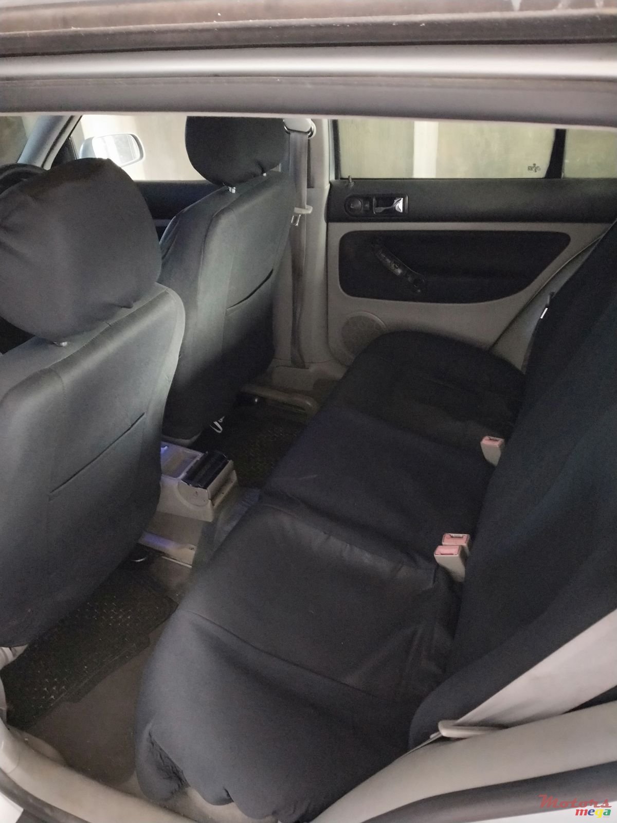 2005' Volkswagen Golf IV photo #4