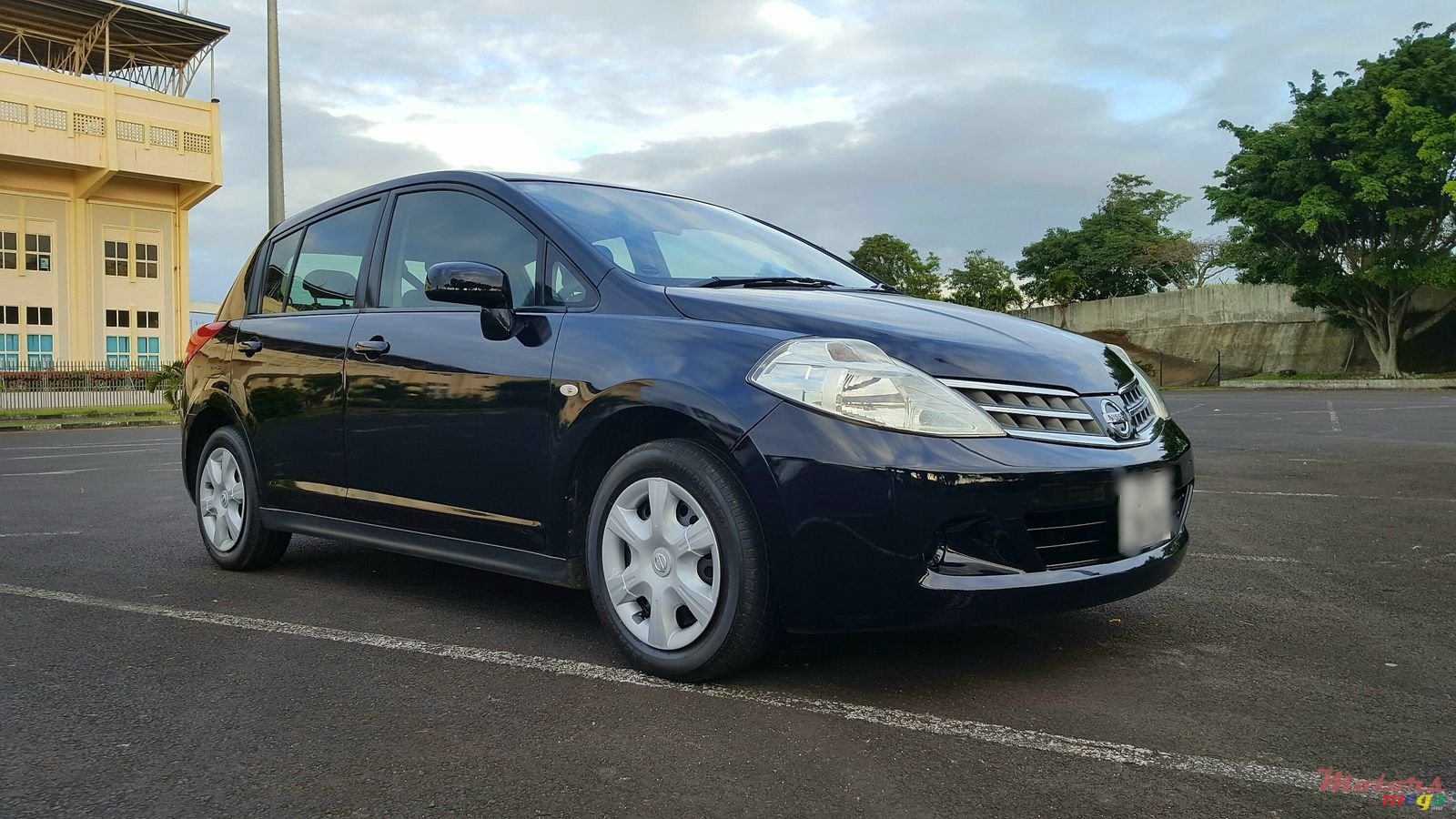 2008' Nissan photo #2