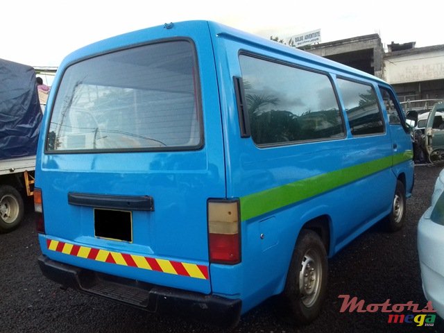 1997' Nissan Caravan photo #4