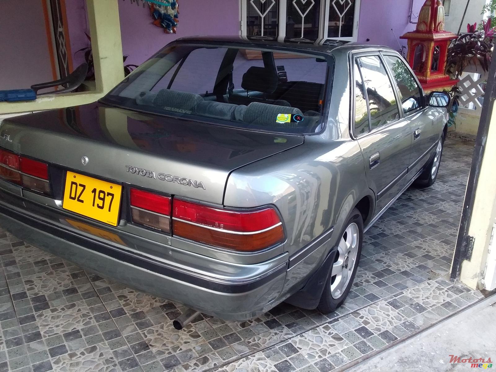 1990' Toyota Corona photo #1