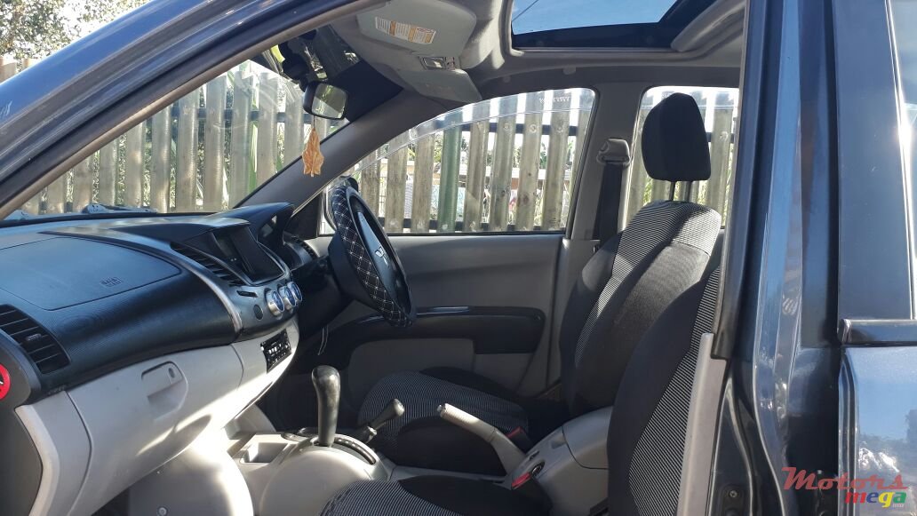 2008' Mitsubishi L 200 Sportero automatic photo #3