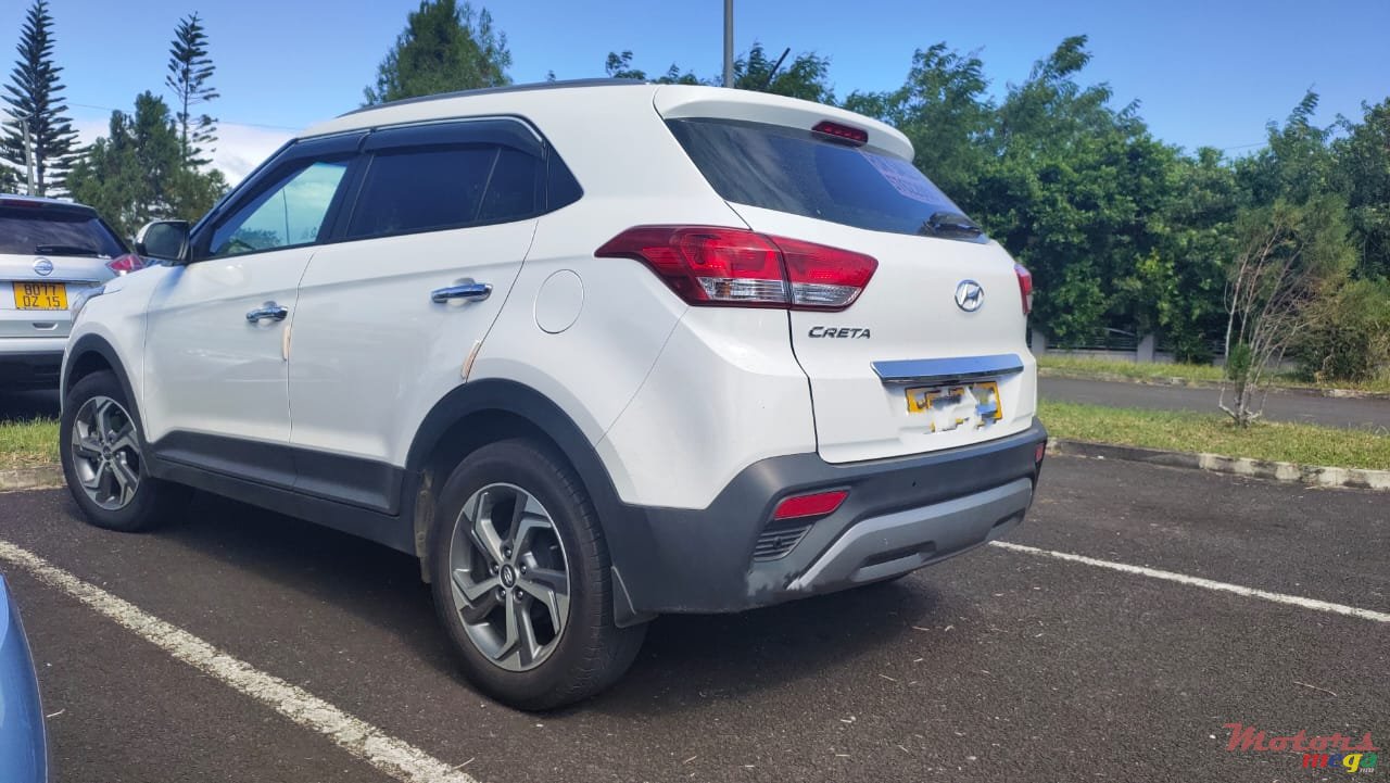 2018' Hyundai photo #2