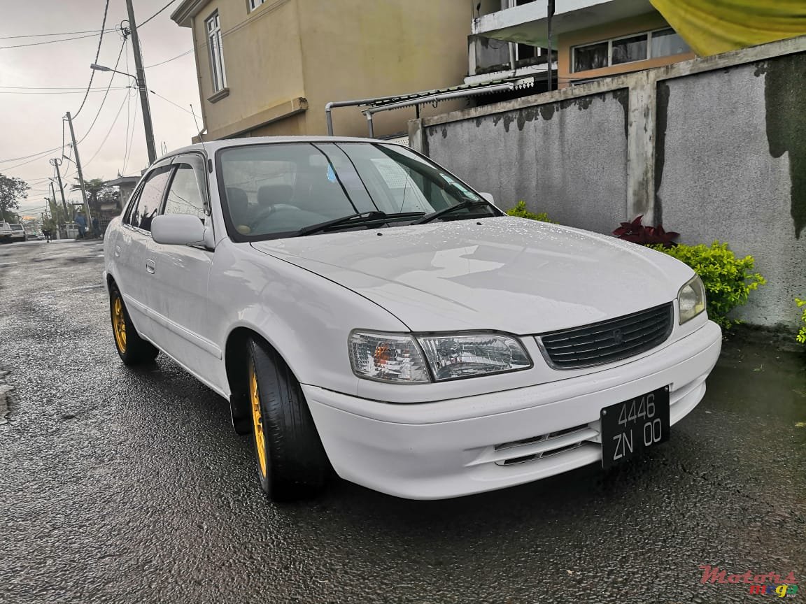 2000' Toyota Corolla Ee111 photo #1