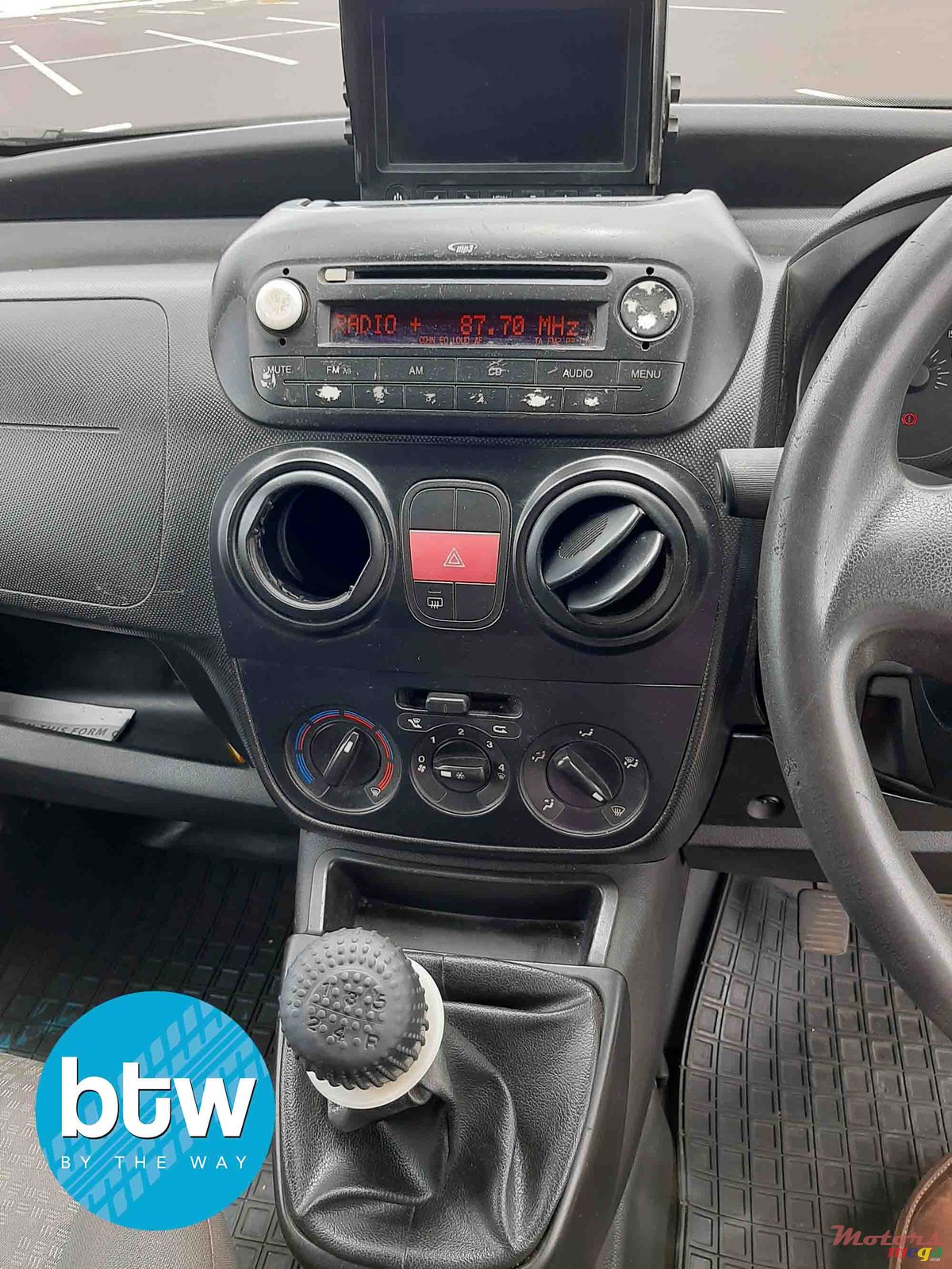 2013' Citroen Nemo photo #7