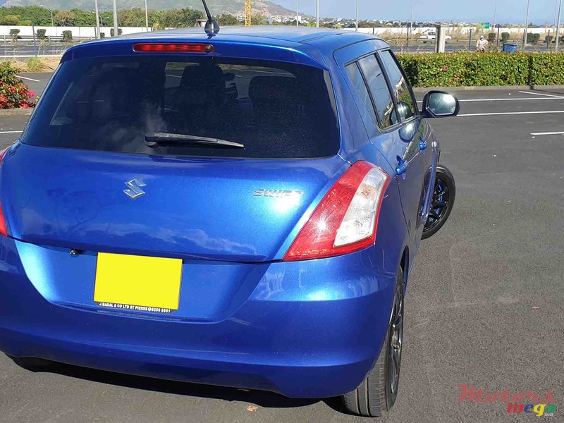 2013' Suzuki Swift JAPAN photo #3