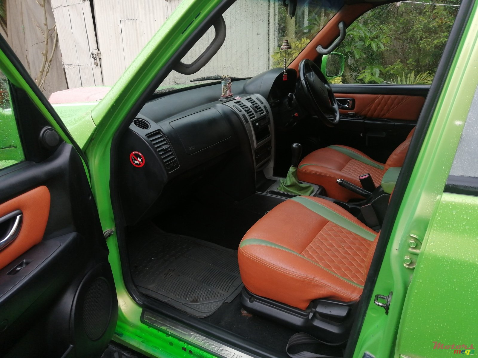 2002' Hyundai Terracan Face-lift Jeep Cherokee photo #3