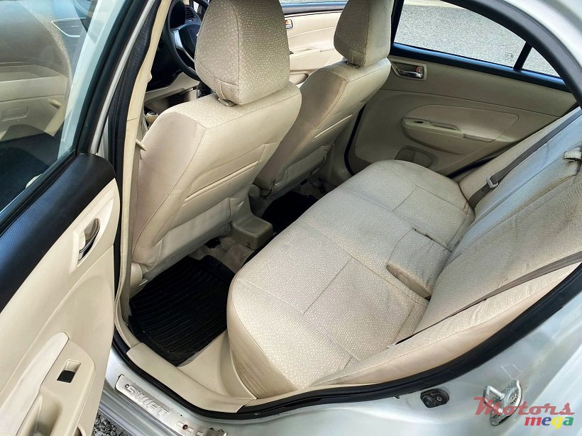 2013' Suzuki Swift DZIRE photo #3