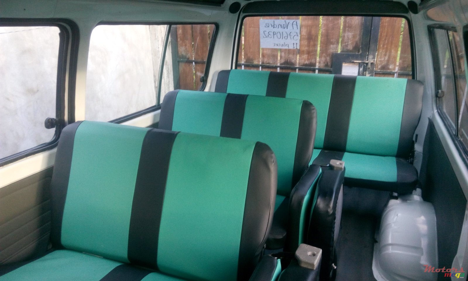 2007' Mitsubishi L300, van 12places, Bon état photo #2