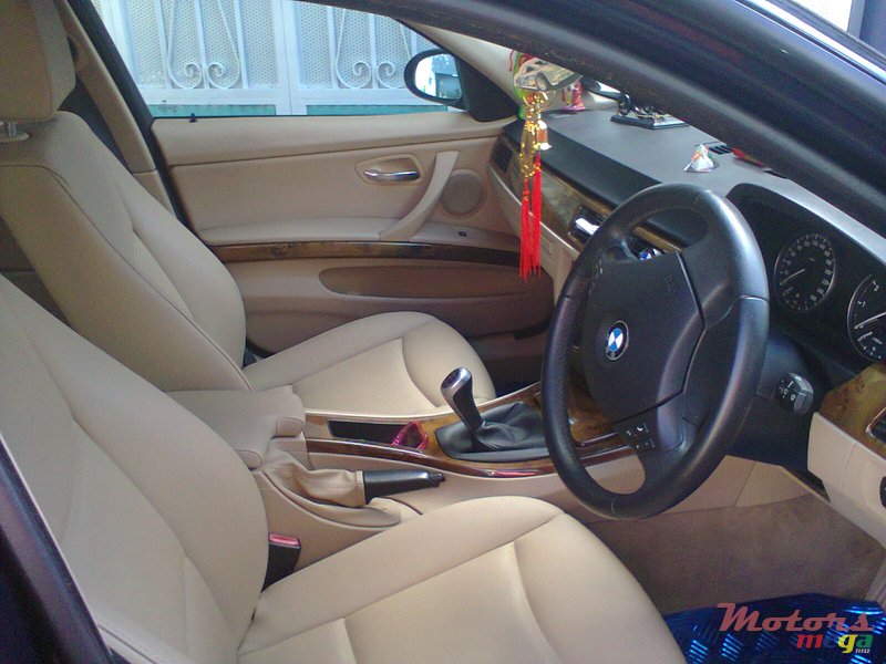 2008' BMW 3 Series photo #5