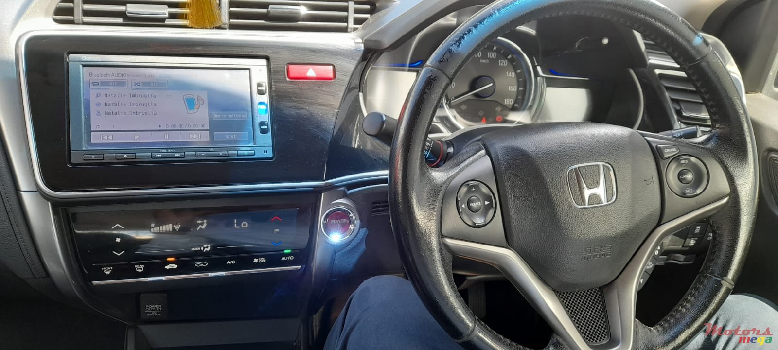 2016' Honda Model: Grace photo #4