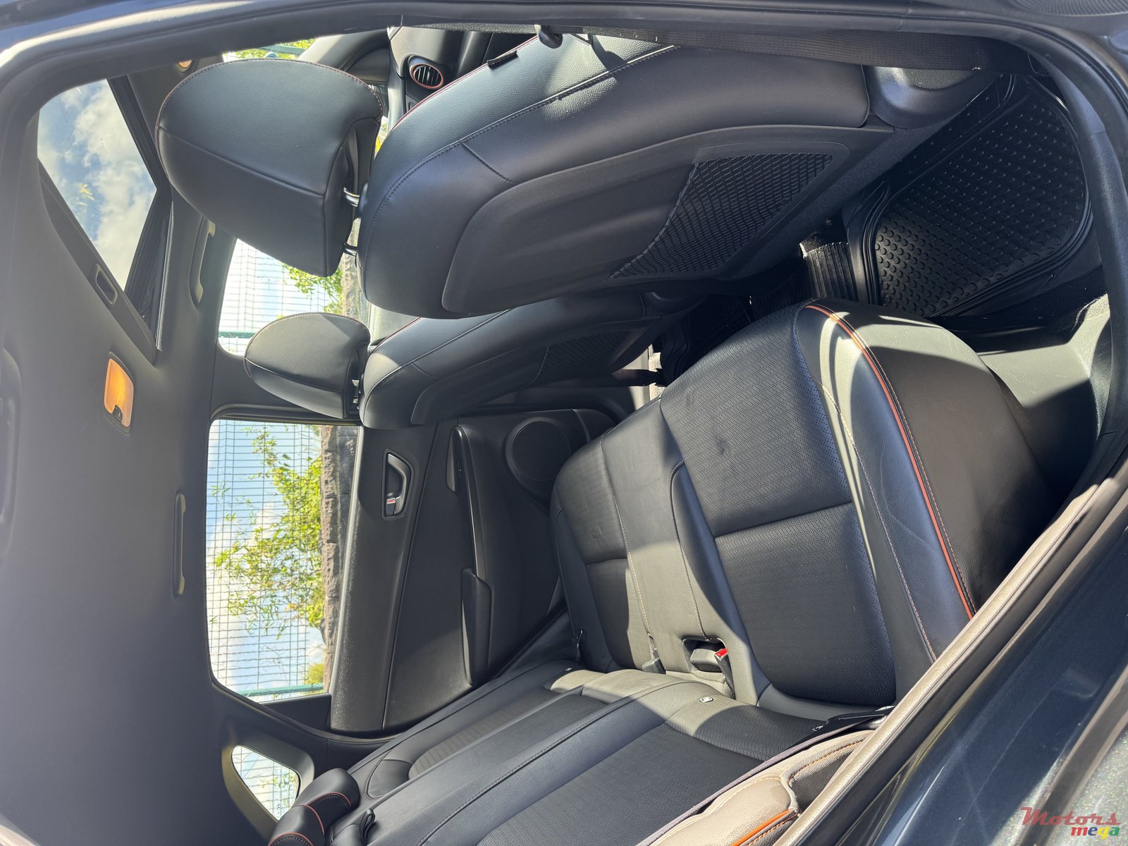 2020' Hyundai Kona hybrid photo #7