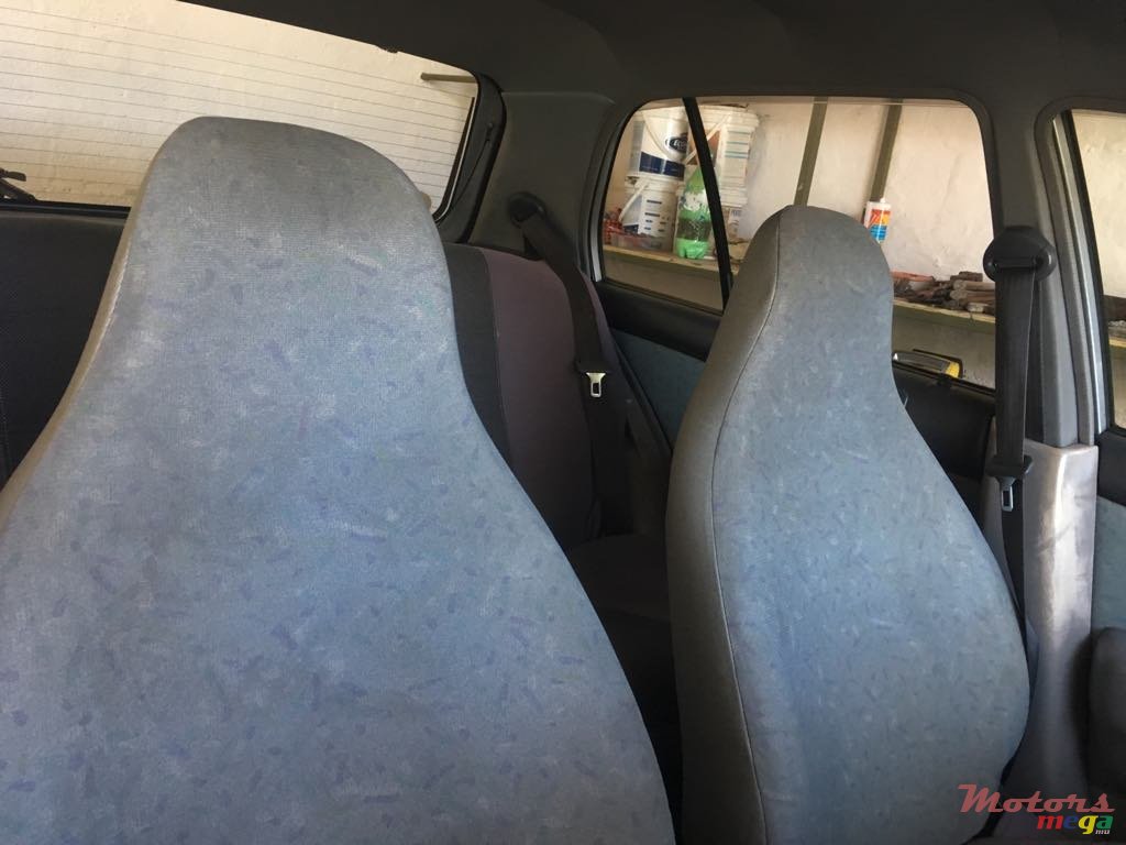 1997' Toyota Starlet photo #7