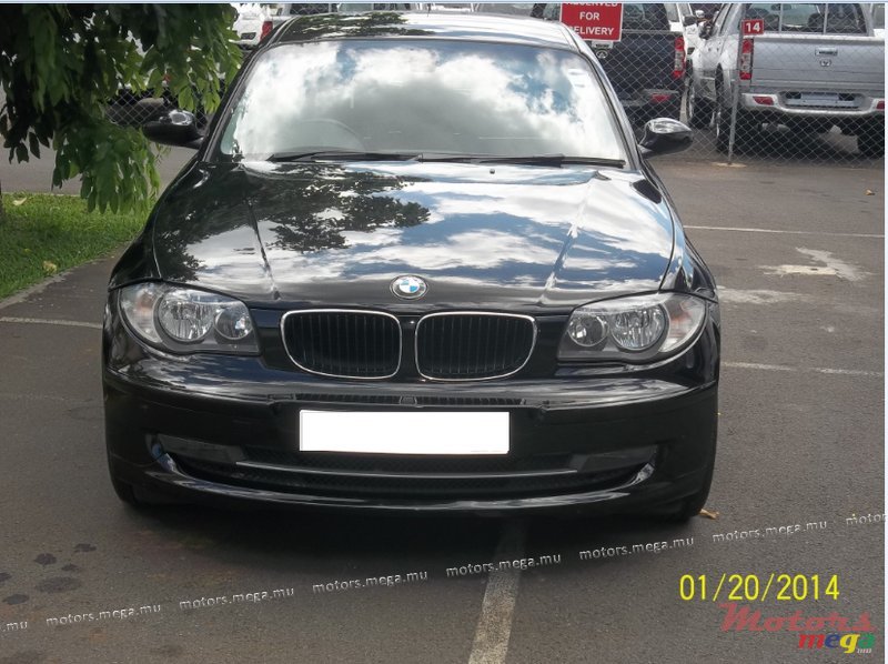 2009' BMW 3 Series Coupe photo #1