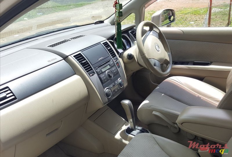 2007' Nissan photo #4