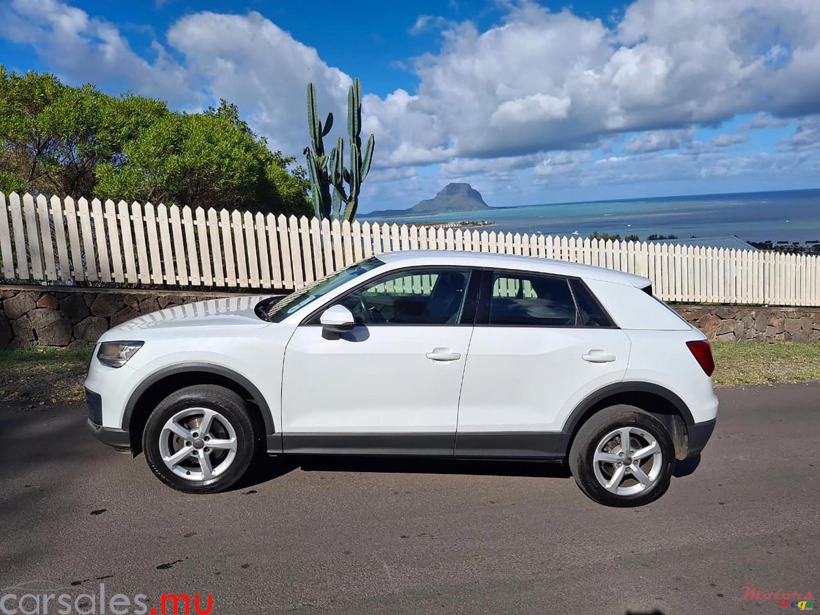 2020' Audi Q2 1.0 TFSI photo #4