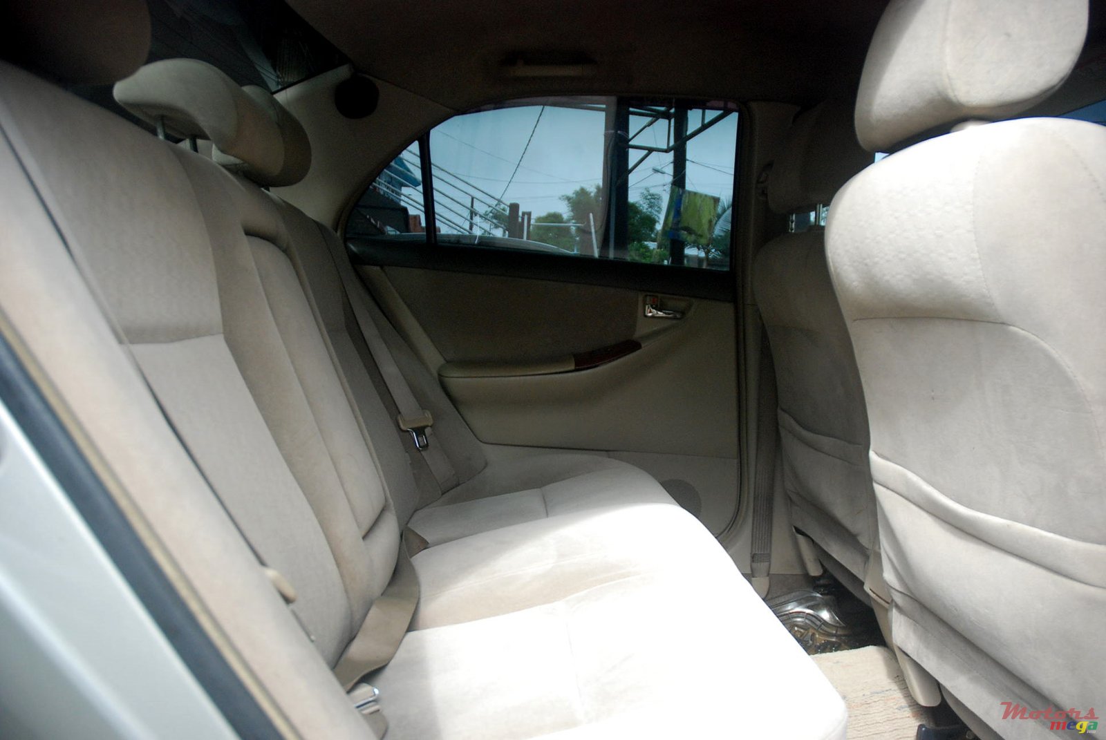 2002' Toyota NZE 'G' photo #4