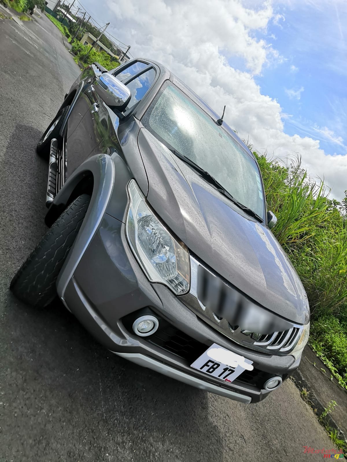 2017' Mitsubishi L200 Sportero Executive photo #1