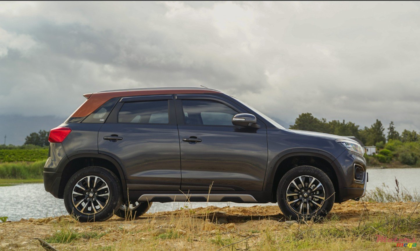 2021' Suzuki Vitara Brezza photo #3