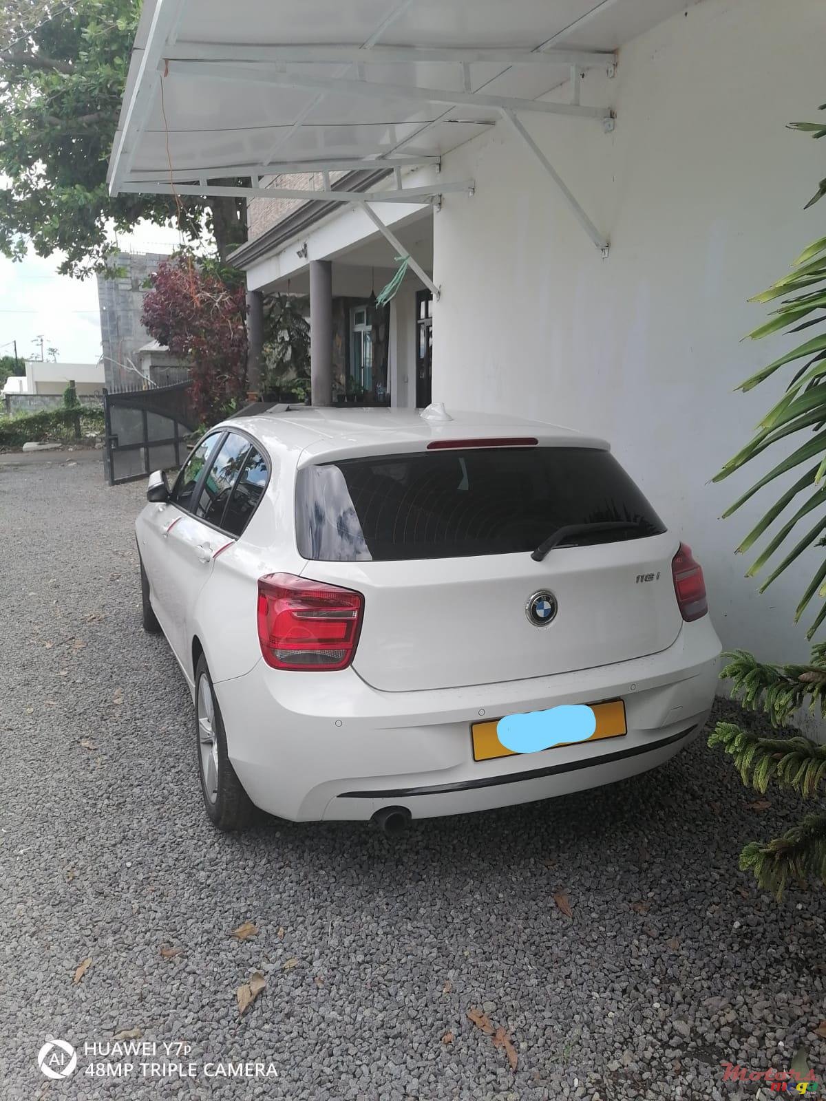 2012' BMW 1 Series photo #2