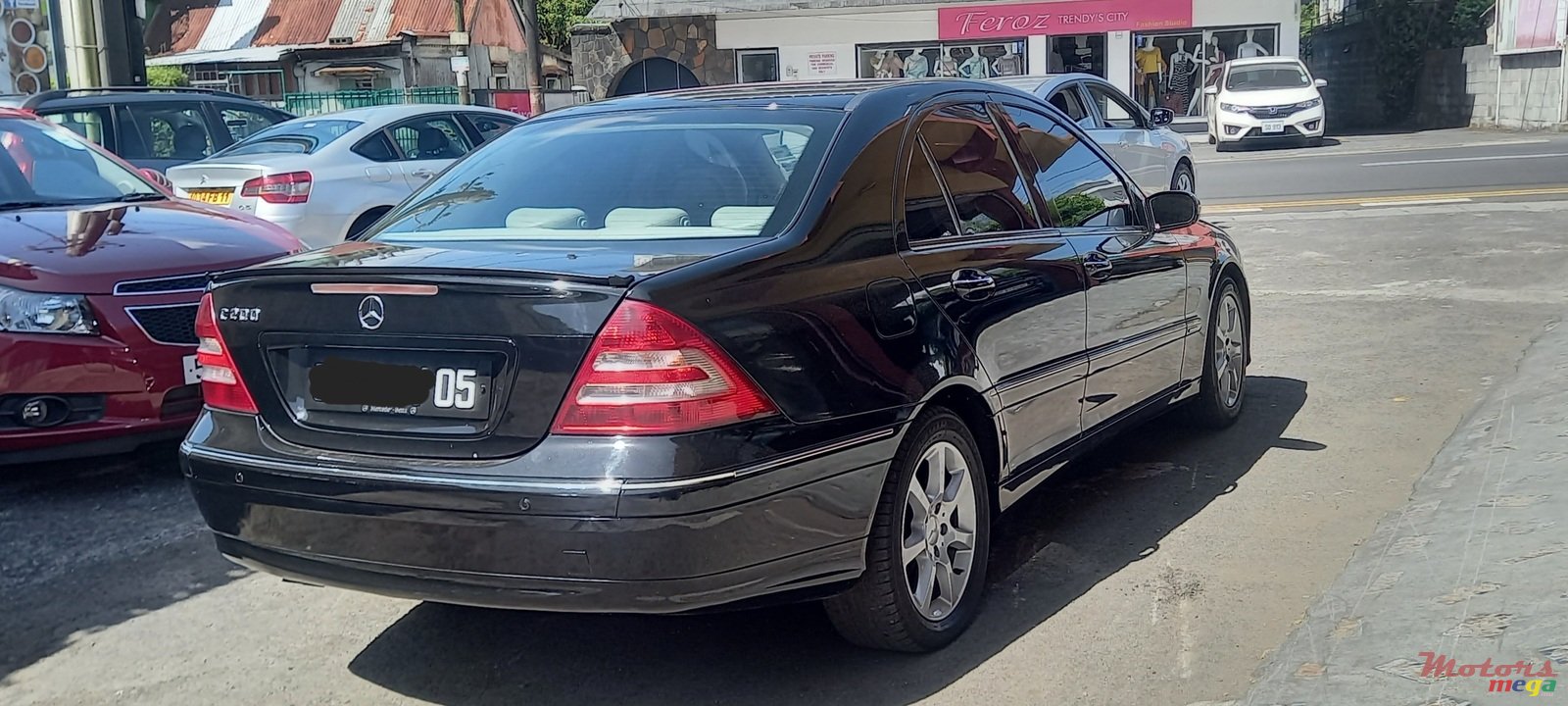 2005' Mercedes-Benz E200 kompressor photo #2