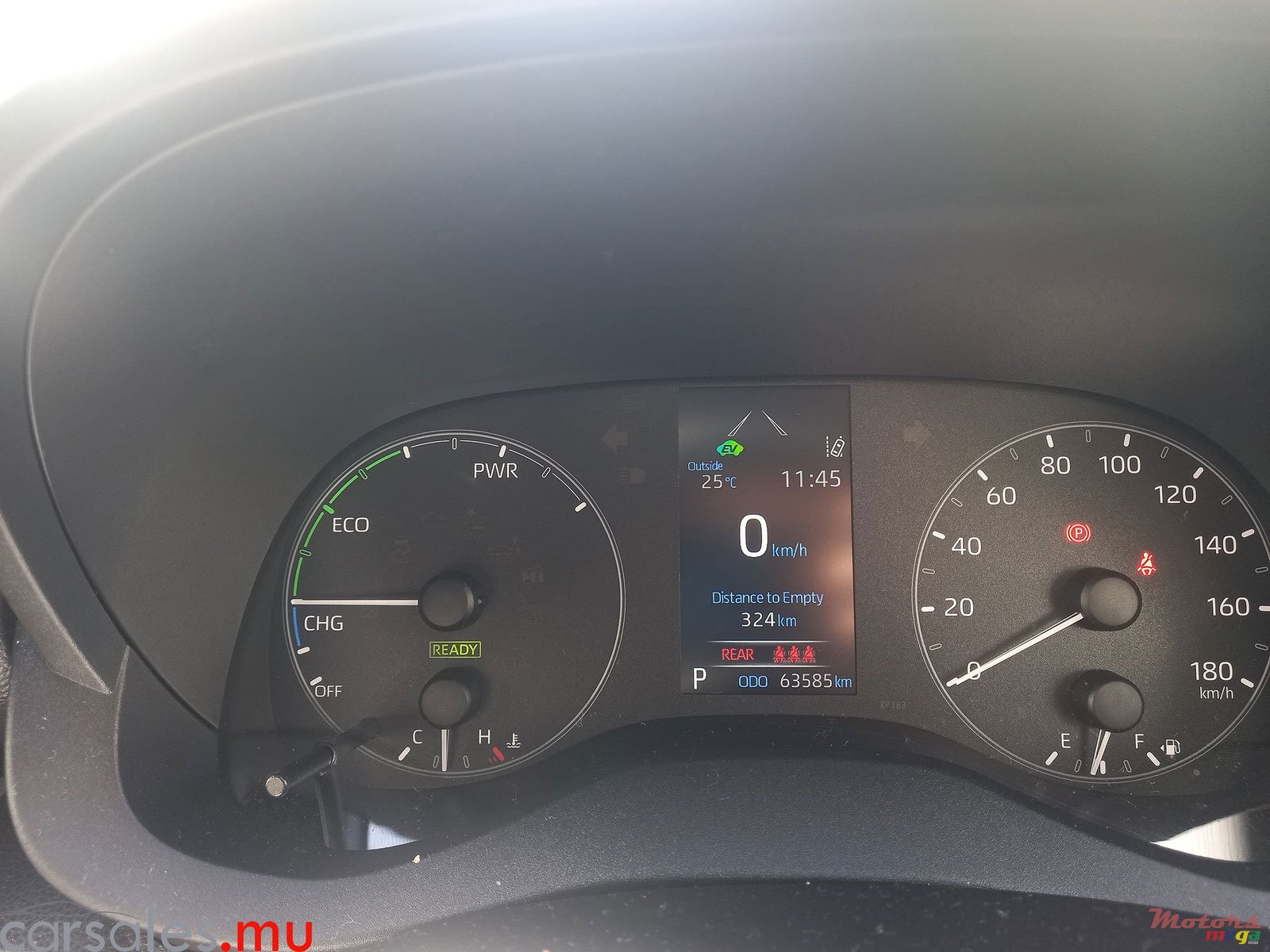 2021' Toyota Yaris 1.5 Hybrid photo #7