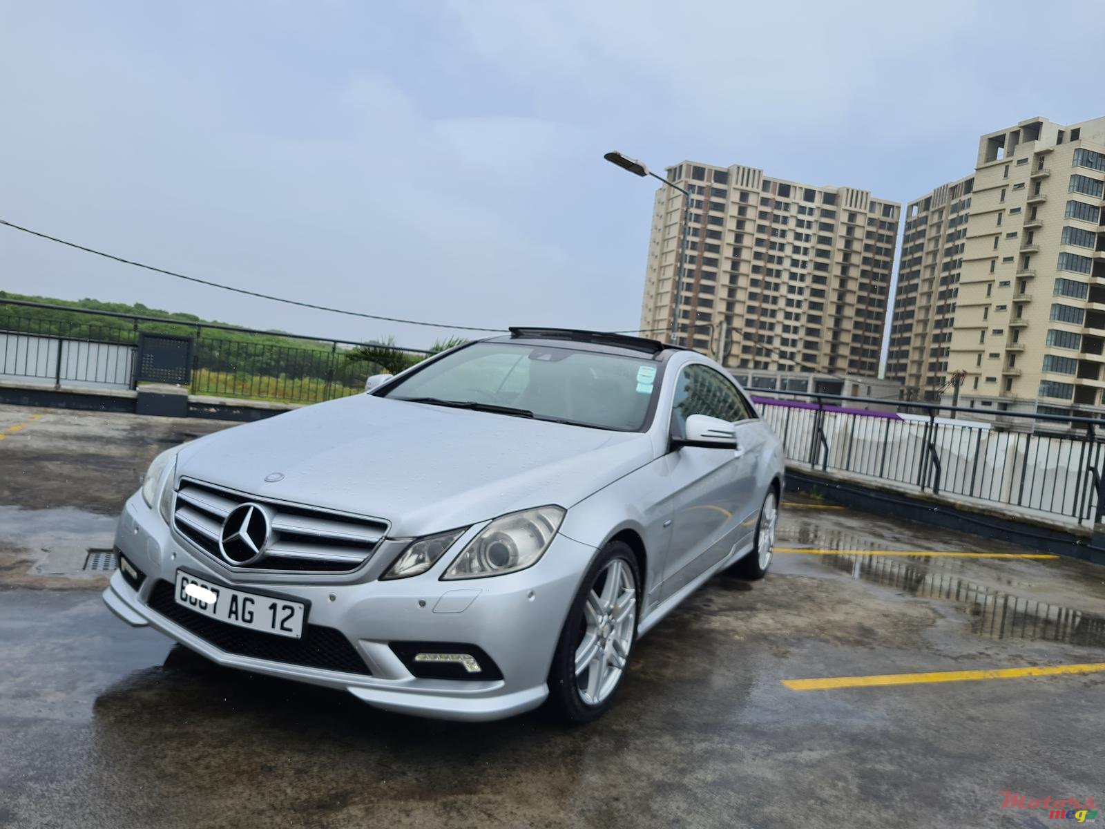 2012' Mercedes-Benz Coupe sunroof e250 photo #1