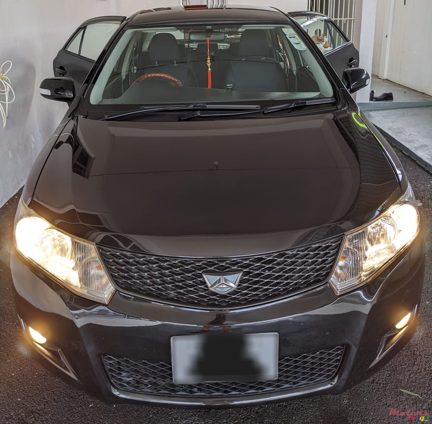 2010' Toyota Allion photo #4