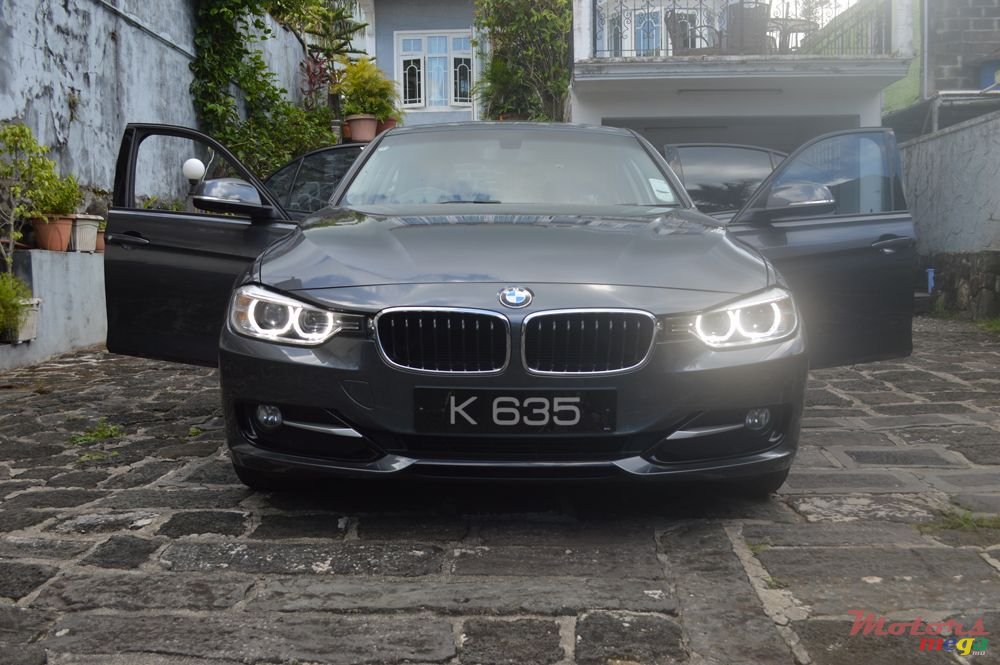 2013' BMW 320 photo #6