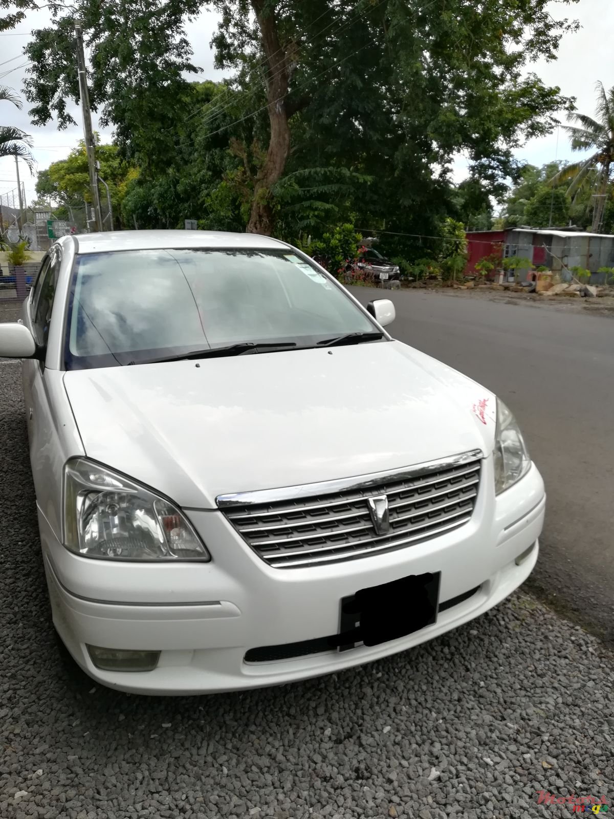 2003' Toyota Premio photo #2