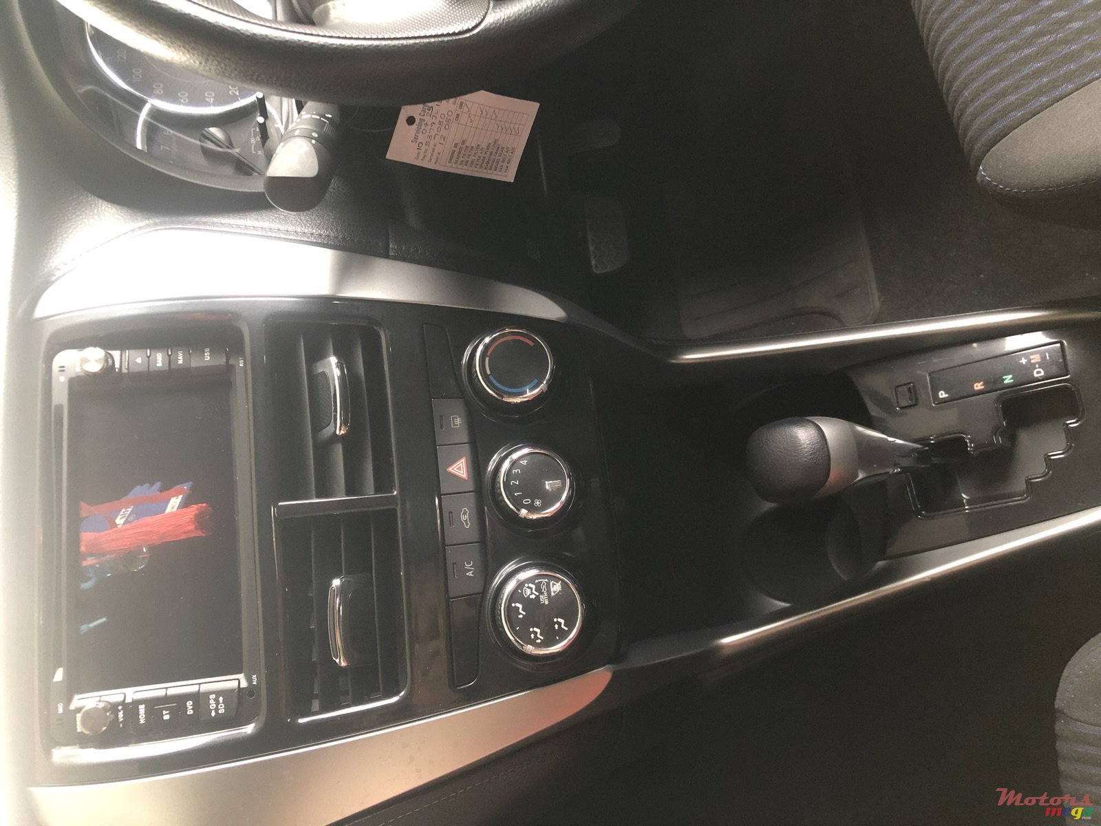 2018' Toyota Yaris Hatch back photo #5