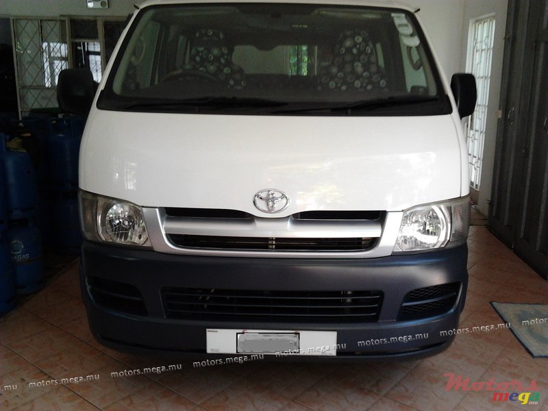 2005' Toyota photo #1