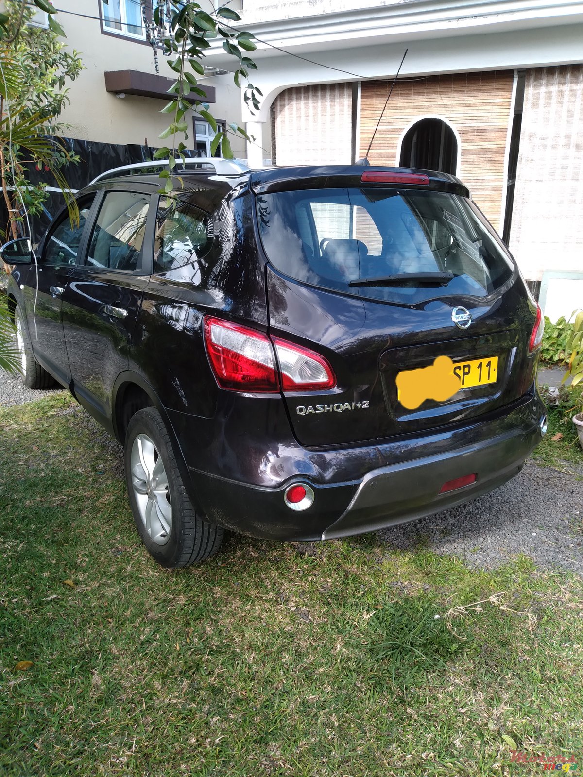 2011' Nissan Qashqai+2 photo #4