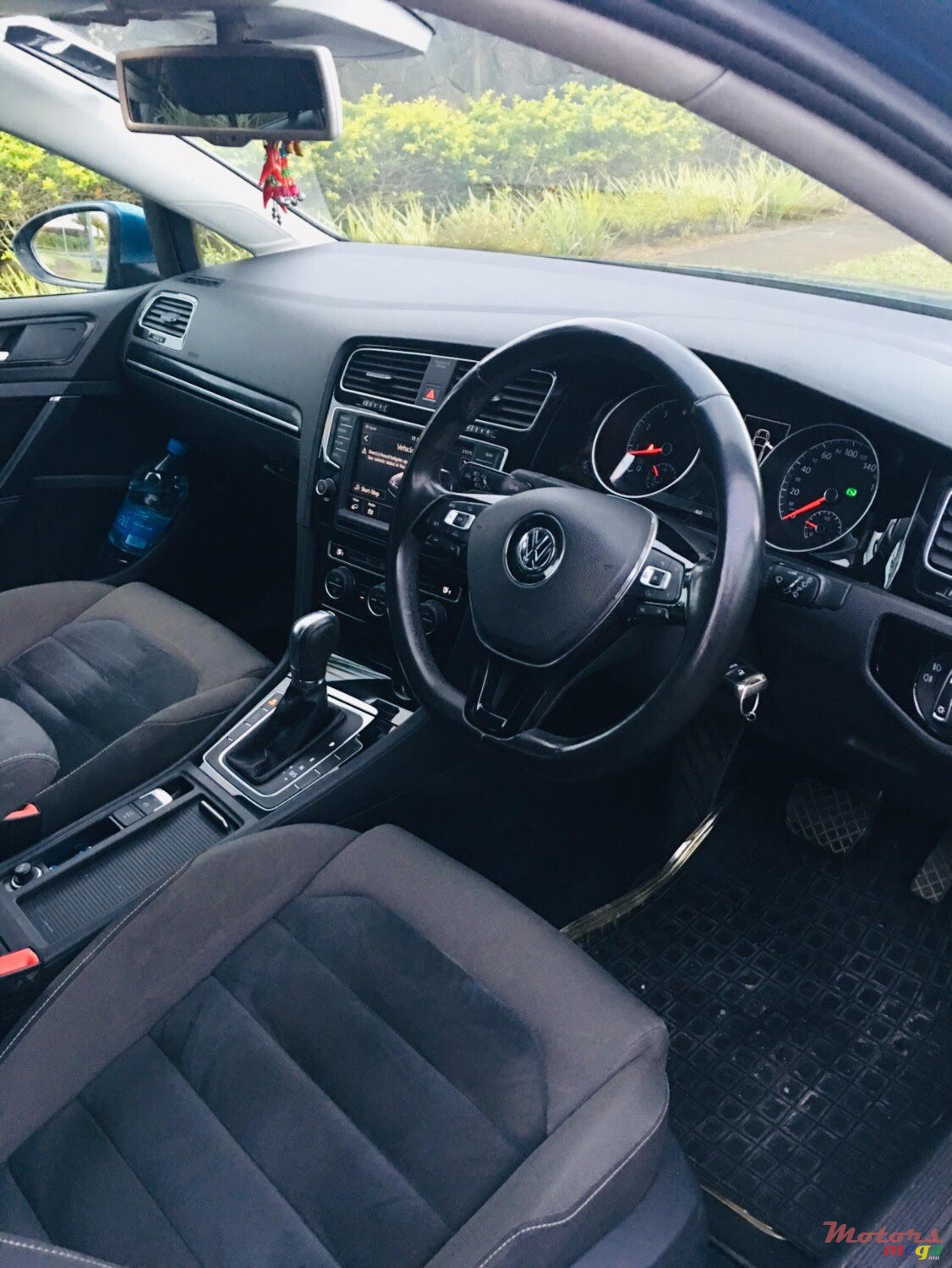 2014' Volkswagen Golf photo #5